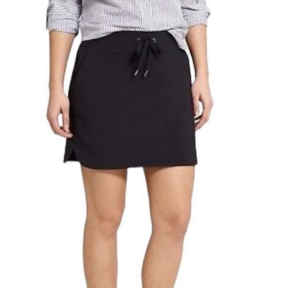 Athleta Midtown‎ Skirt in Black Size 10 Tennis Pickleball Golf Athletic